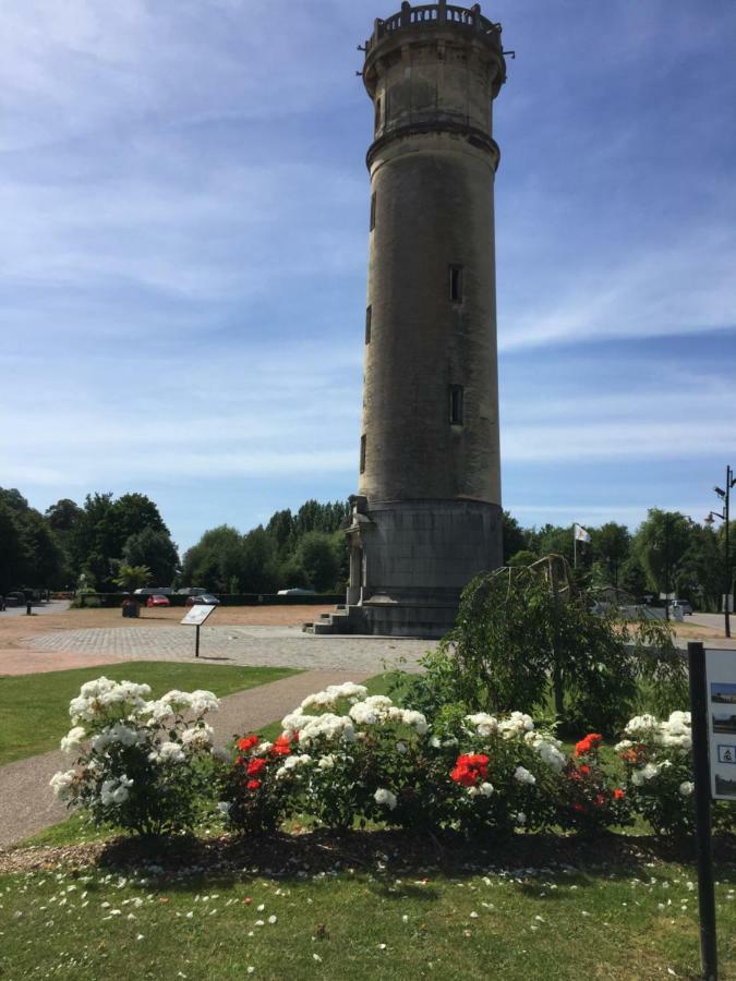 Appartement Le Phare Honfleur Exterior foto